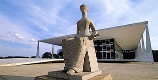 competencia-privativa-da-uniao-para-legislar-sobre-normas-gerais-de-licitacao-e-contratacao